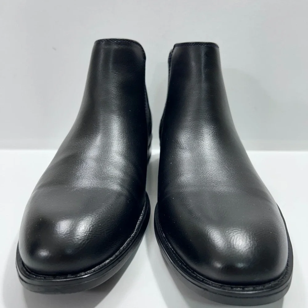 MADDEN Cushioned Goring Maxxin Round Toe  Chelsea Men's‎ Black US 9 - No Box